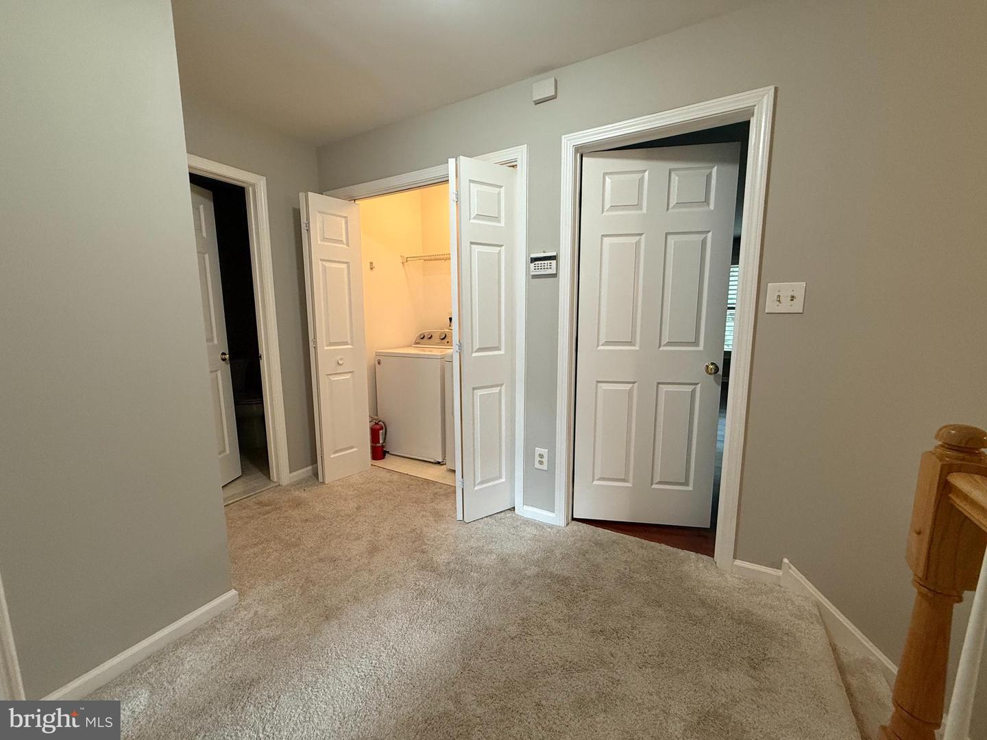 155 Weybridge Dr Property Photo 26