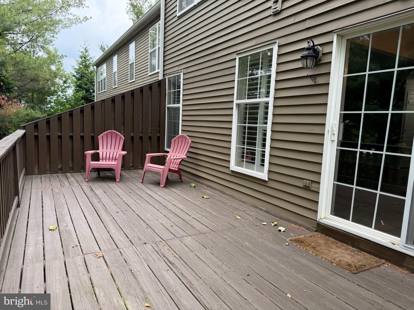 155 Weybridge Dr Property Photo 32