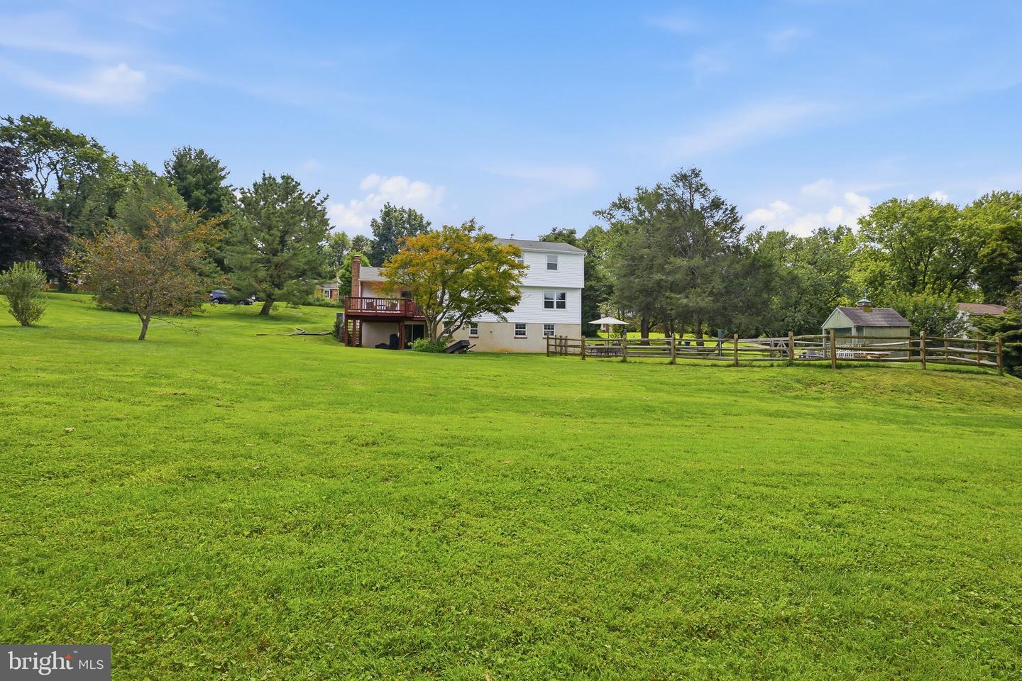 111 Skyline Dr Property Photo 6