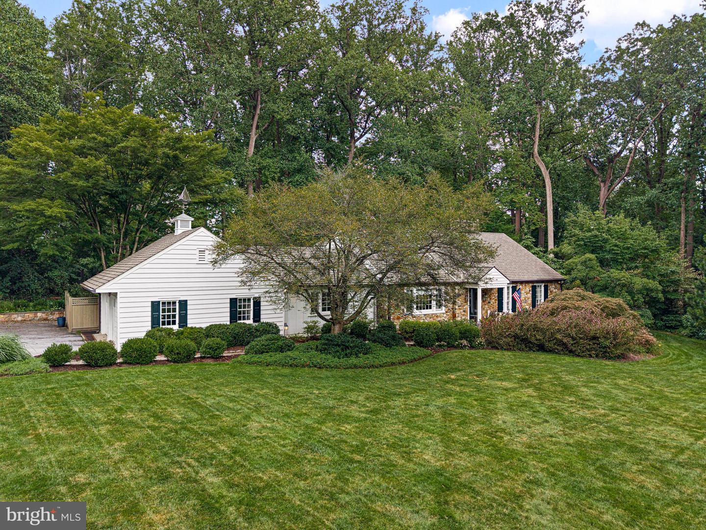109 Gatehouse Dr Property Photo 1