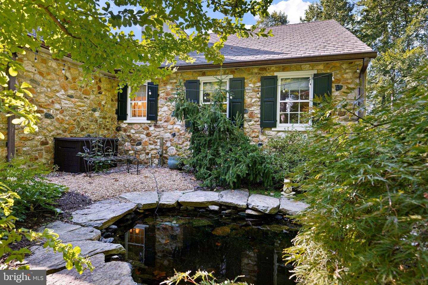 109 Gatehouse Dr Property Photo 34