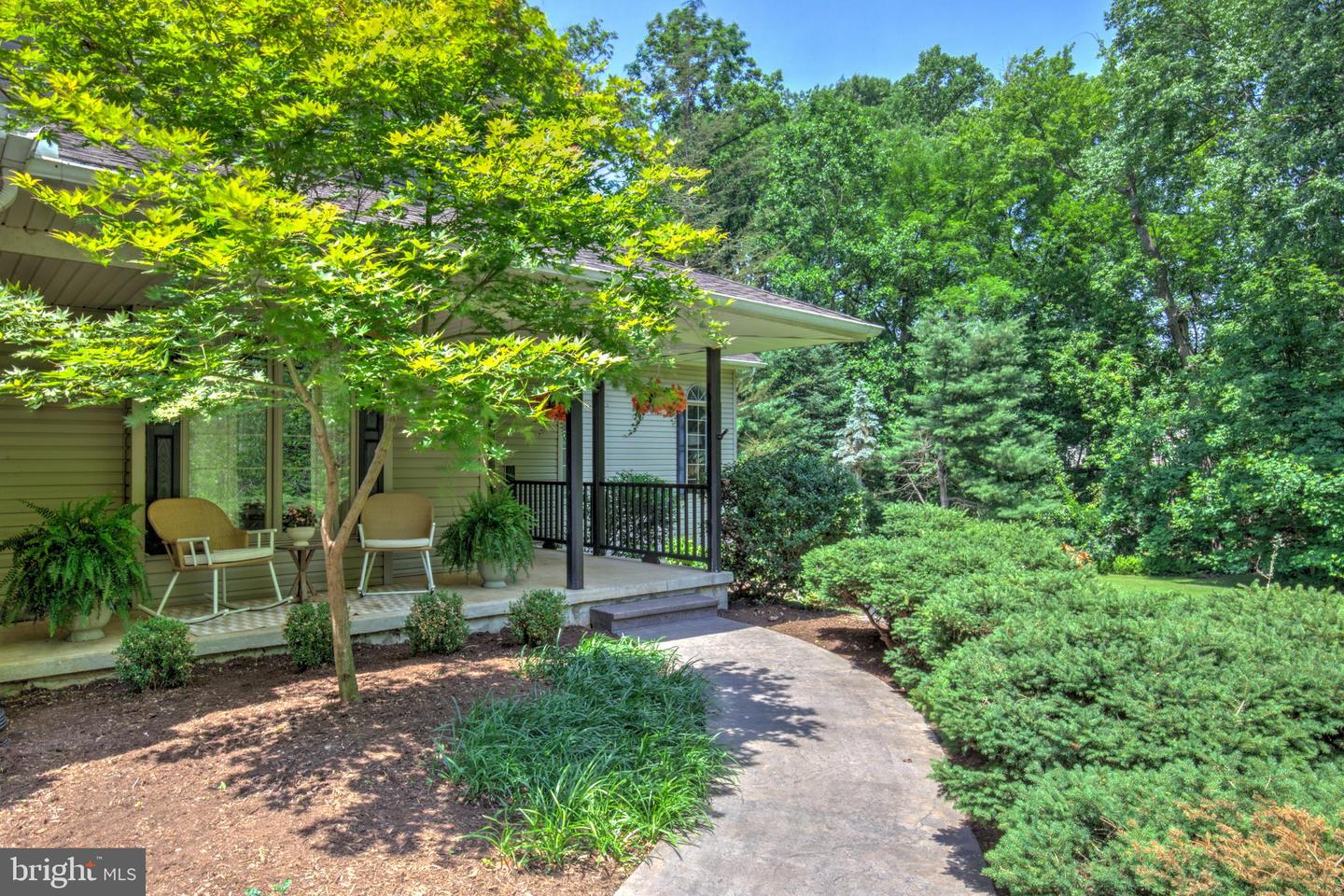 120 Monacy Rd Property Photo 6
