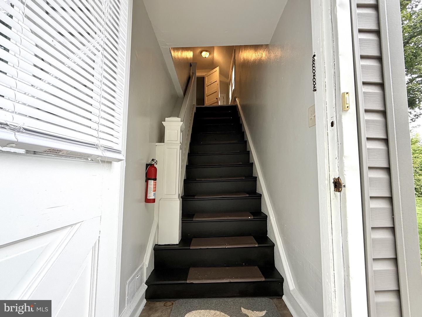 19 E Pothouse Rd Property Photo 3