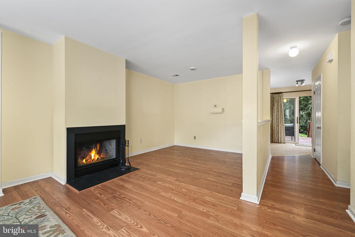 28 Townview Dr #d-28 Property Photo 6