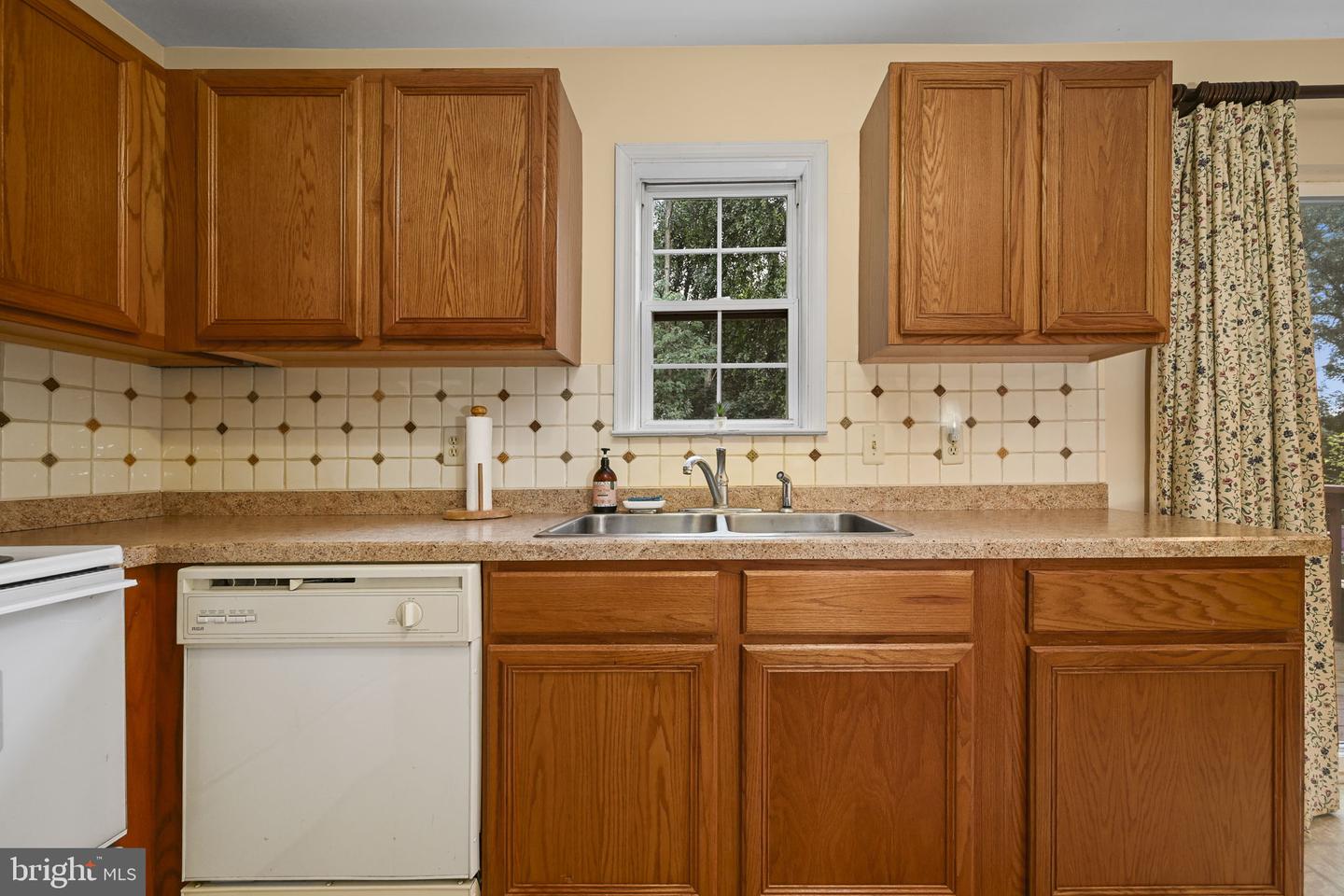 28 Townview Dr #d-28 Property Photo 8