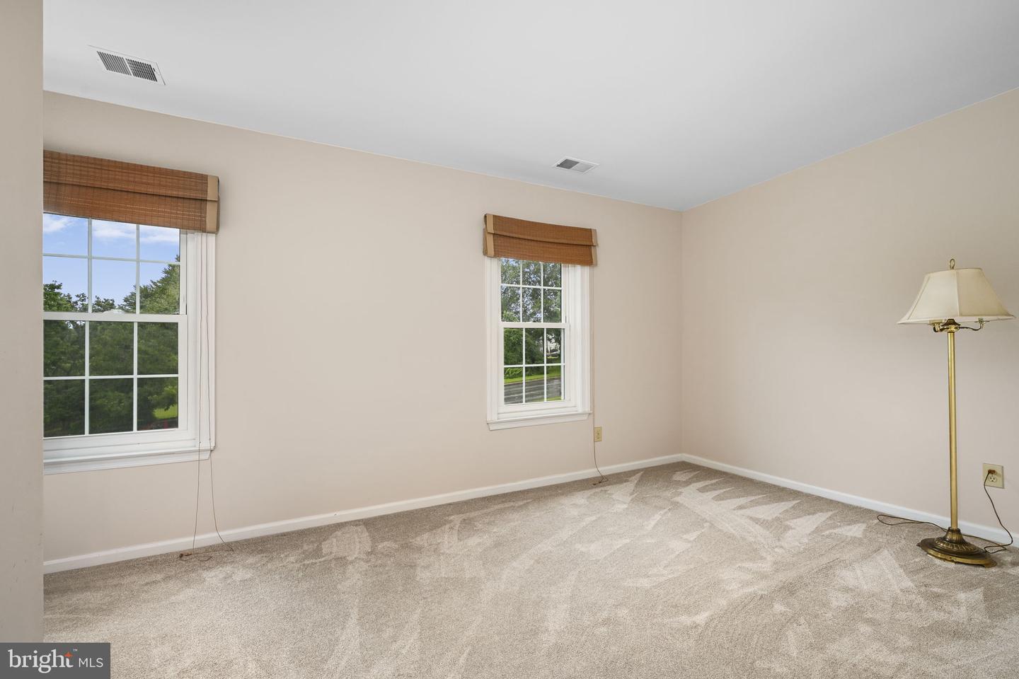 28 Townview Dr #d-28 Property Photo 11