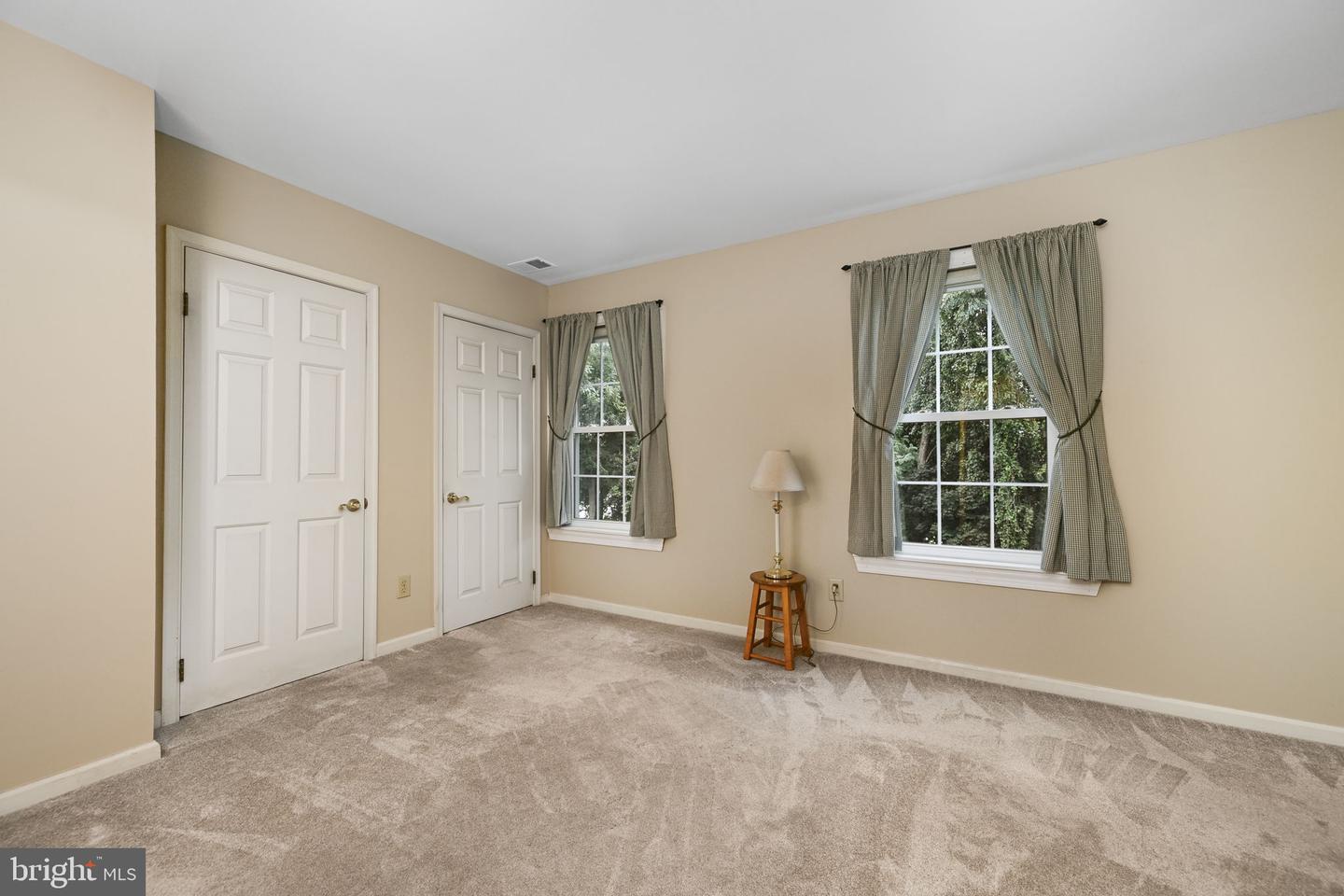 28 Townview Dr #d-28 Property Photo 17