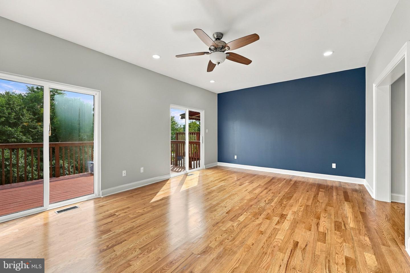 306 E Mulberry Property Photo 13