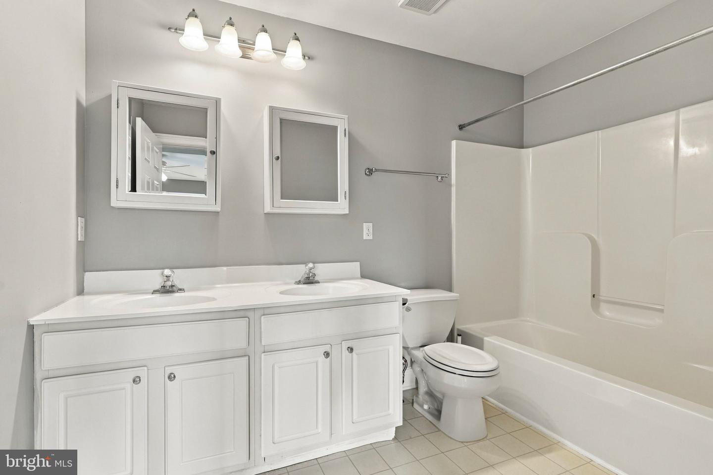 306 E Mulberry Property Photo 17