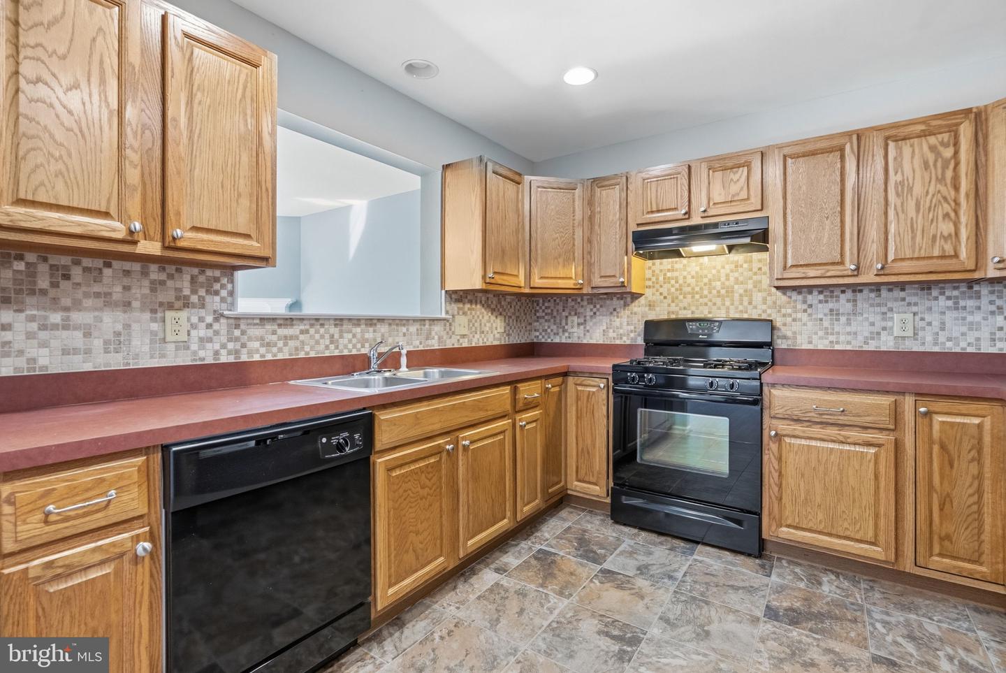 1046 Balley Dr #2 Property Photo 10