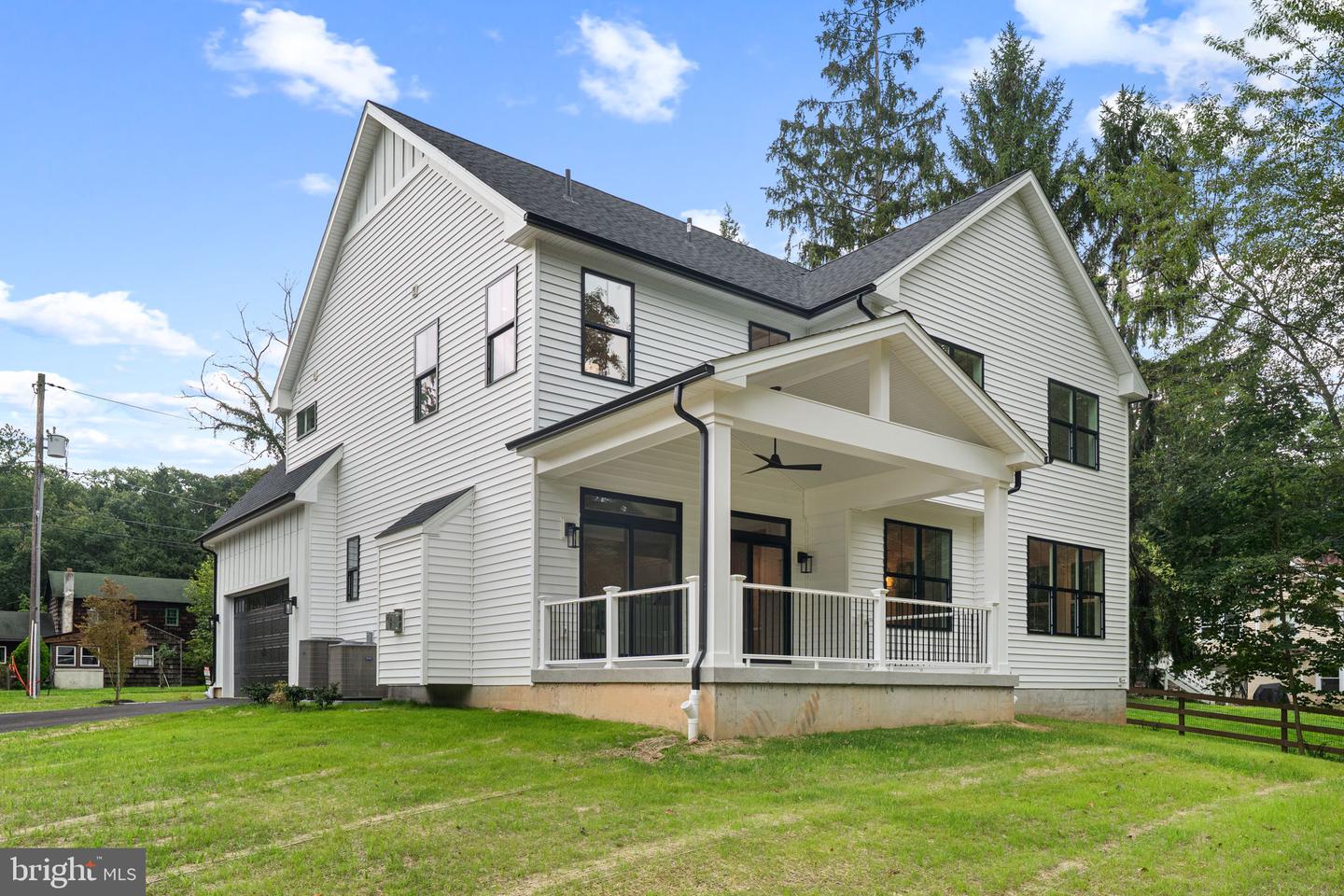 3 Whitworth Ave Property Photo 36