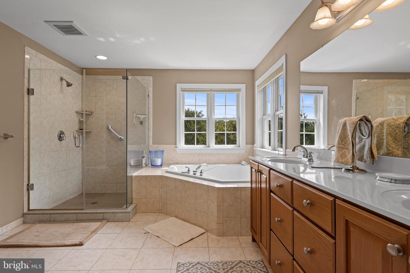 102 Richards Way Property Photo 42
