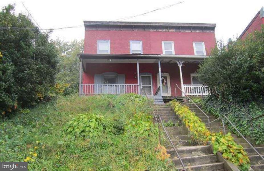 54 Gap Rd Property Photo 1