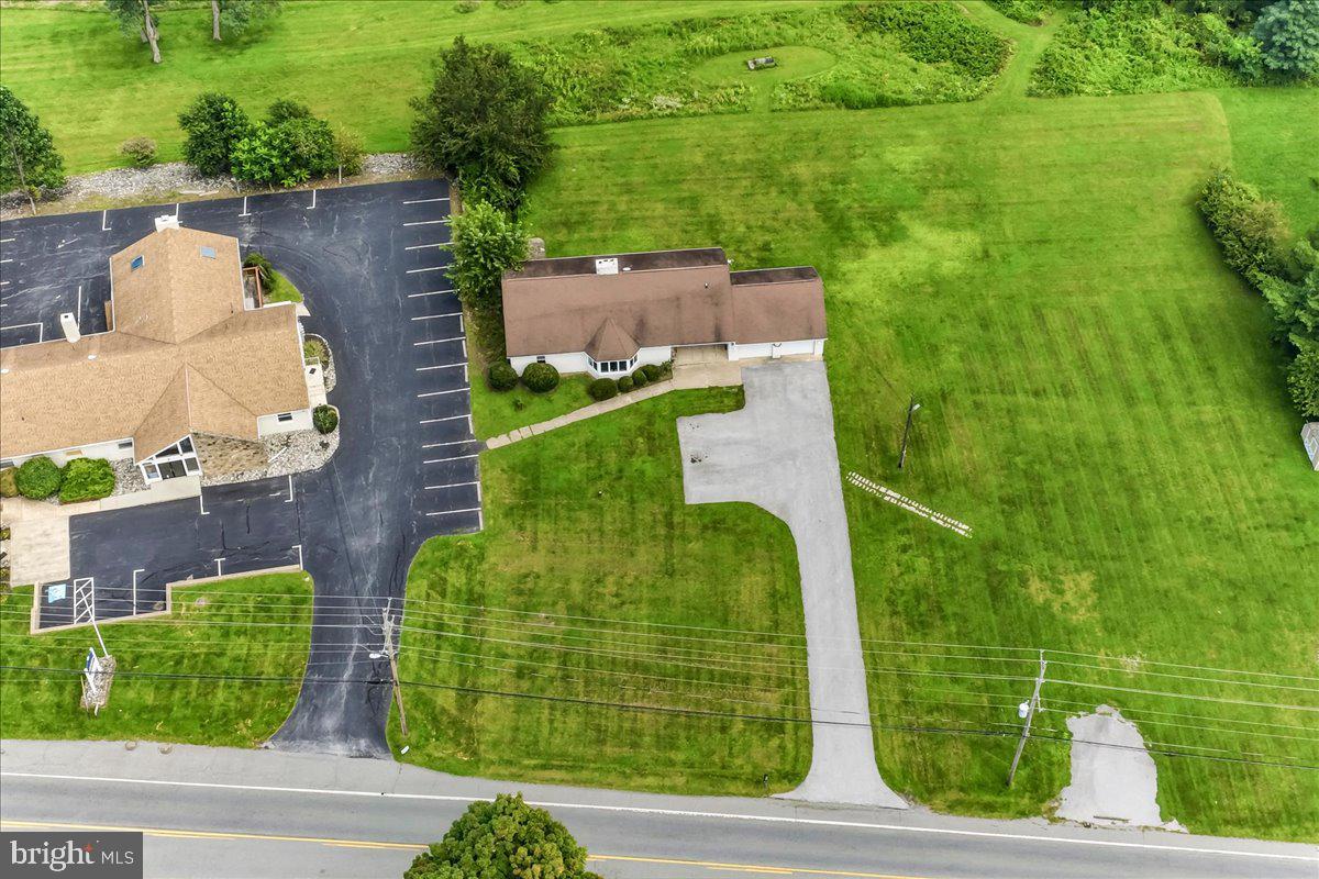 1679 Horseshoe Pike Property Photo 45