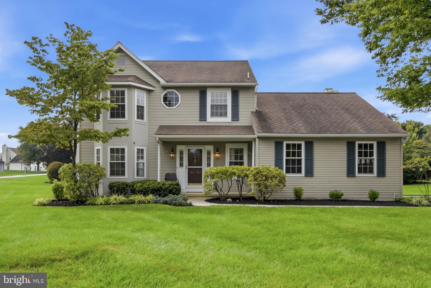 301 Dawns Edge Property Photo 1