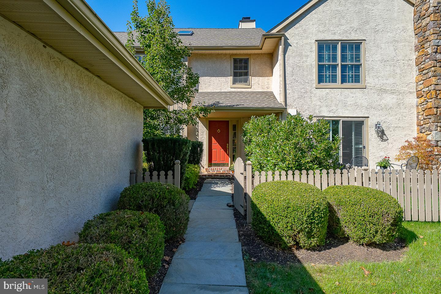 442 Chandlee Dr Property Photo 2