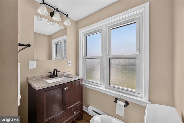 798 Madison St Property Photo 13