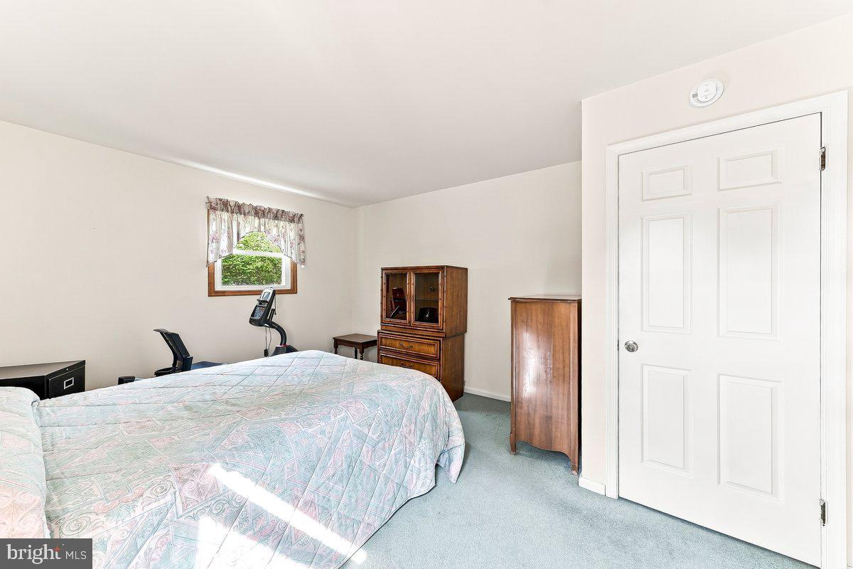 402 Farmhouse Rd Property Photo 27