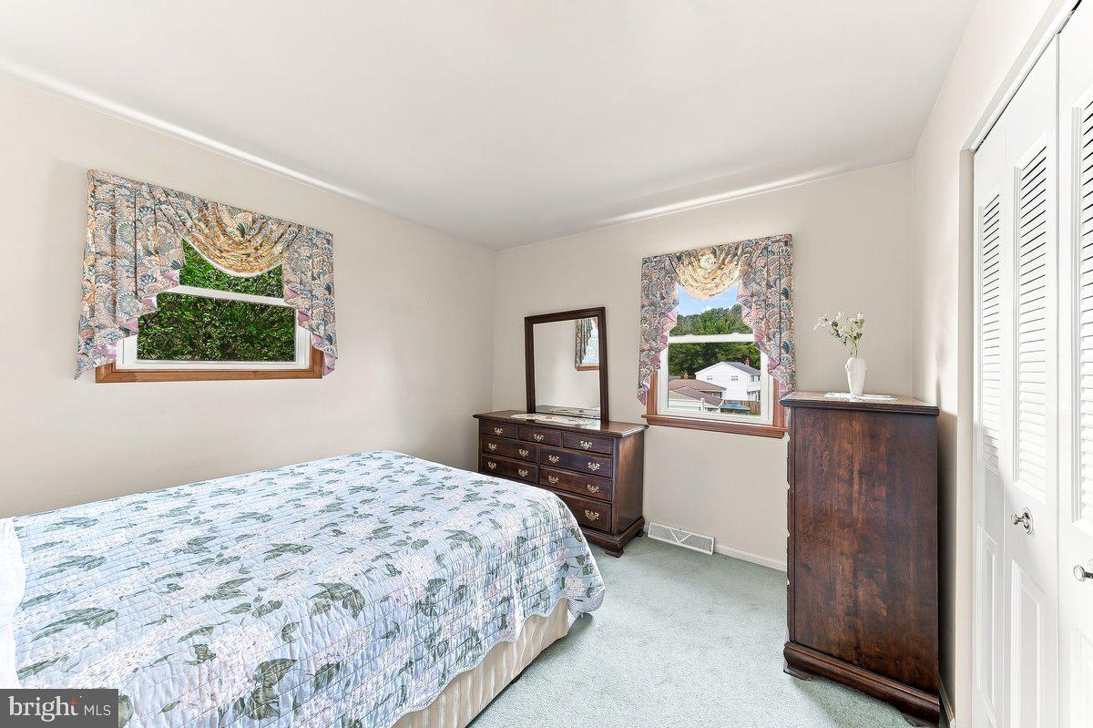 402 Farmhouse Rd Property Photo 31