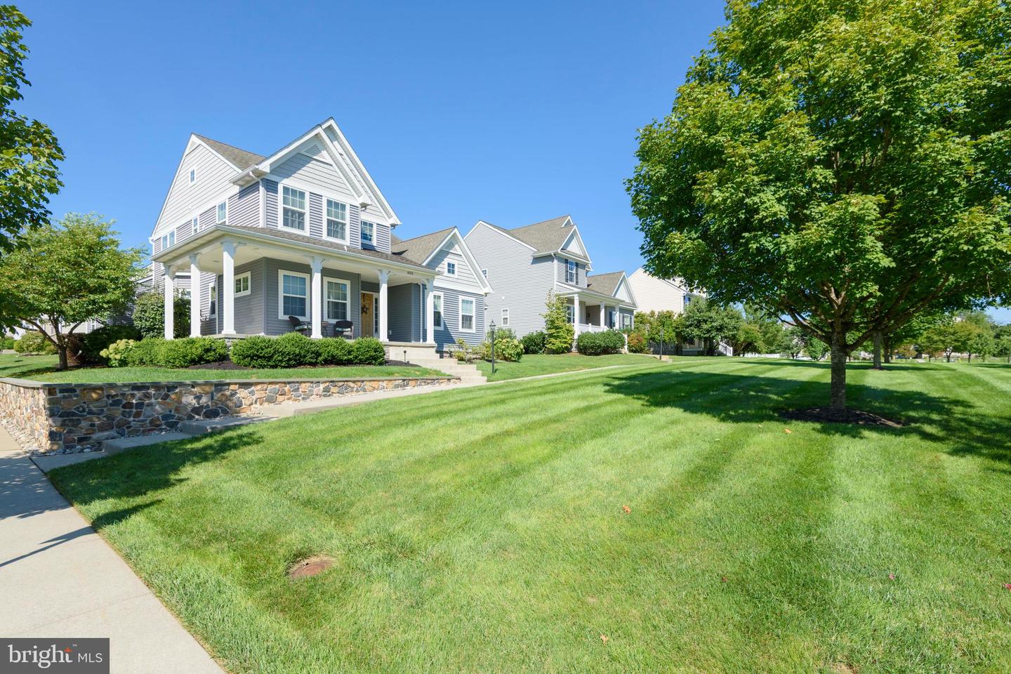 800 Cotrel Ln Property Photo 2