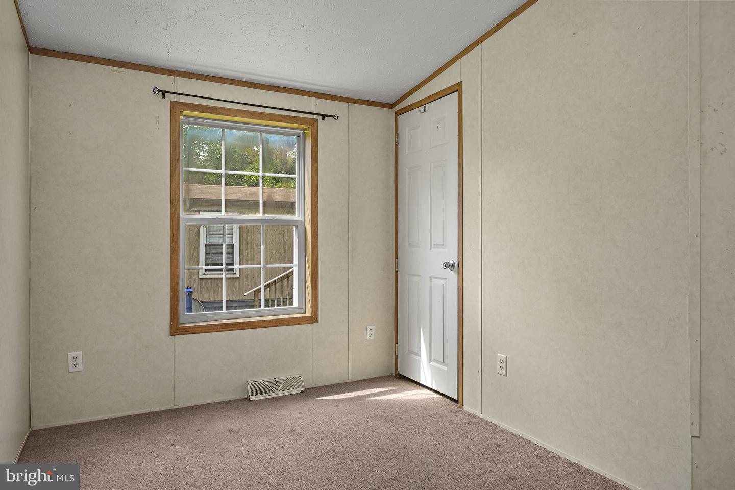 63 Erica Cir Property Photo 25