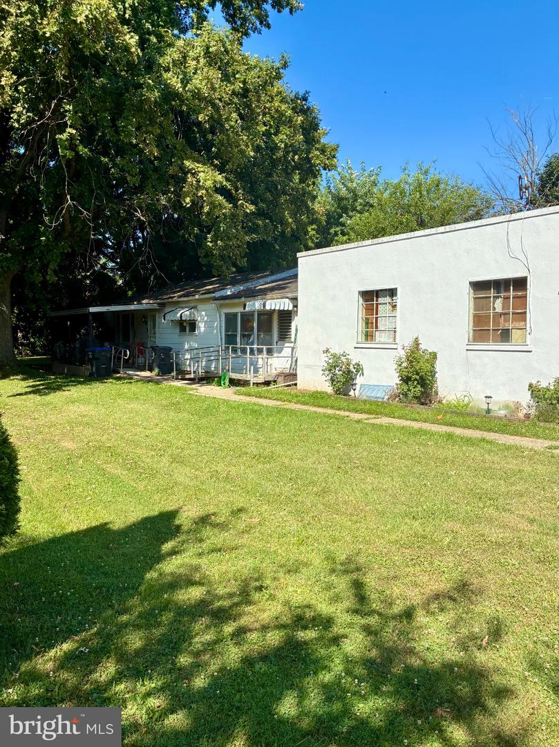 4040 Horseshoe Pike Property Photo 29