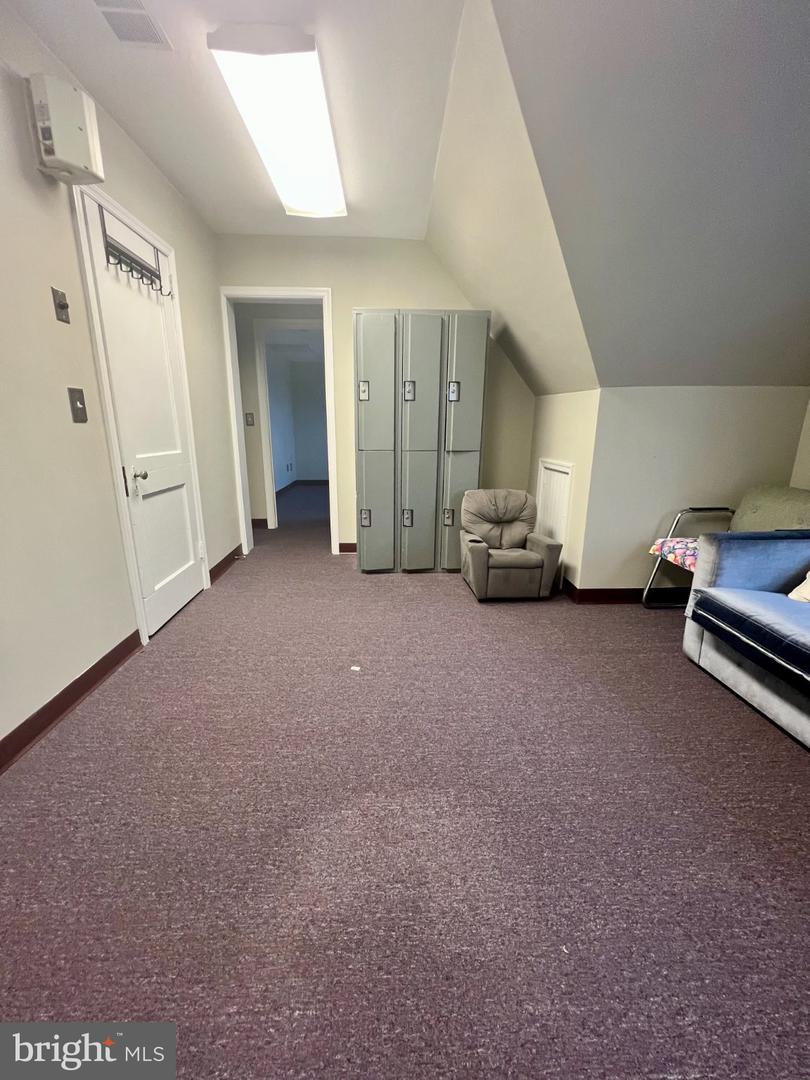 413 Mcfarlan Rd #unit A Property Photo 3