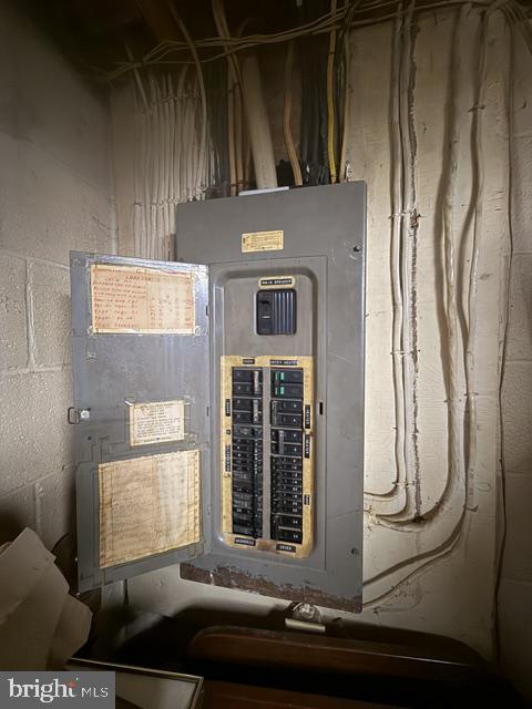 1808 Twin House Rd Property Photo 17