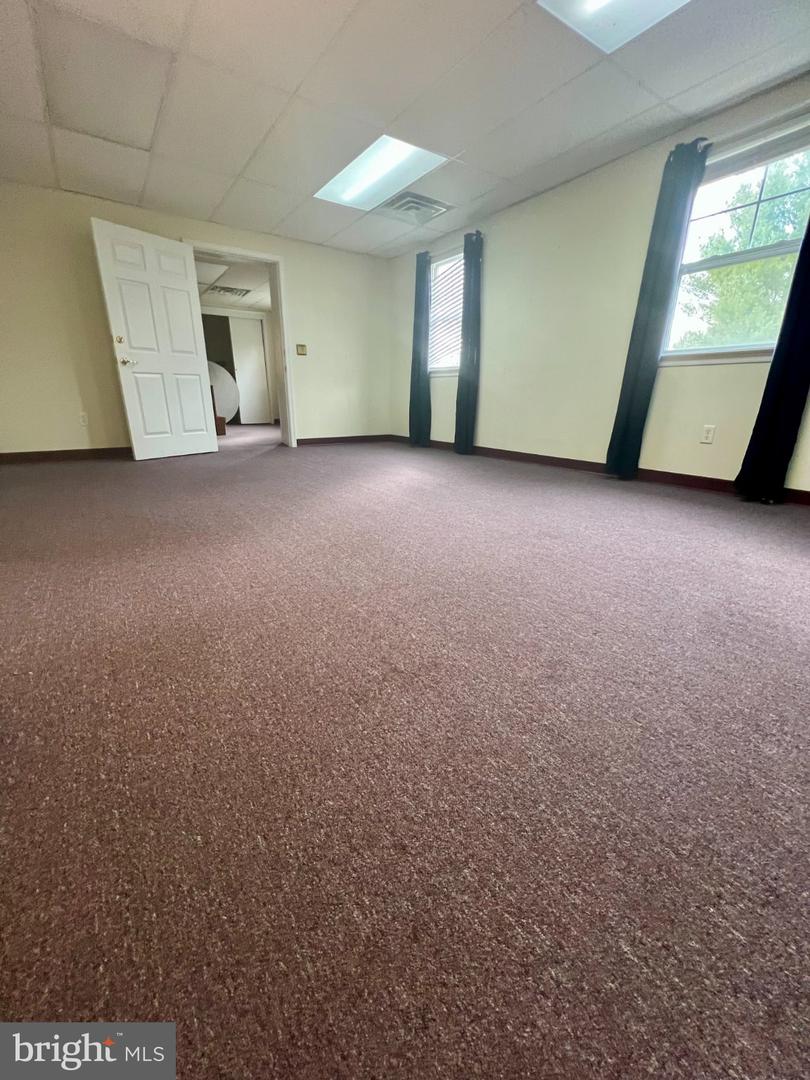 413 Mcfarlan Rd #unit B Property Photo 6