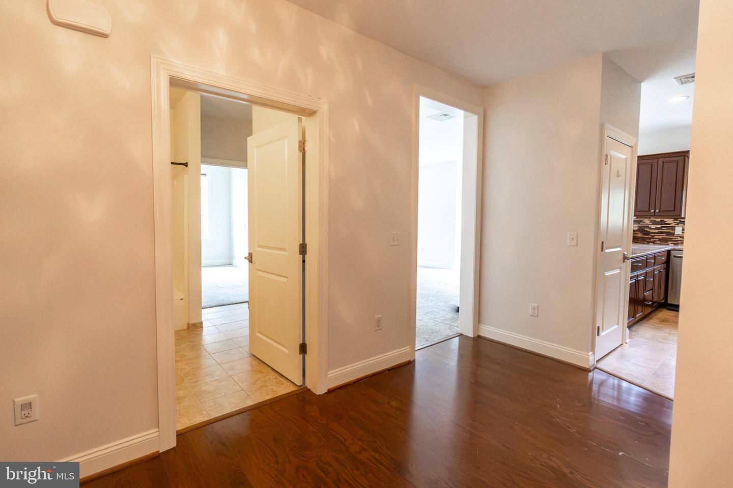 124 Gilpin Dr #a-205 Property Photo 5