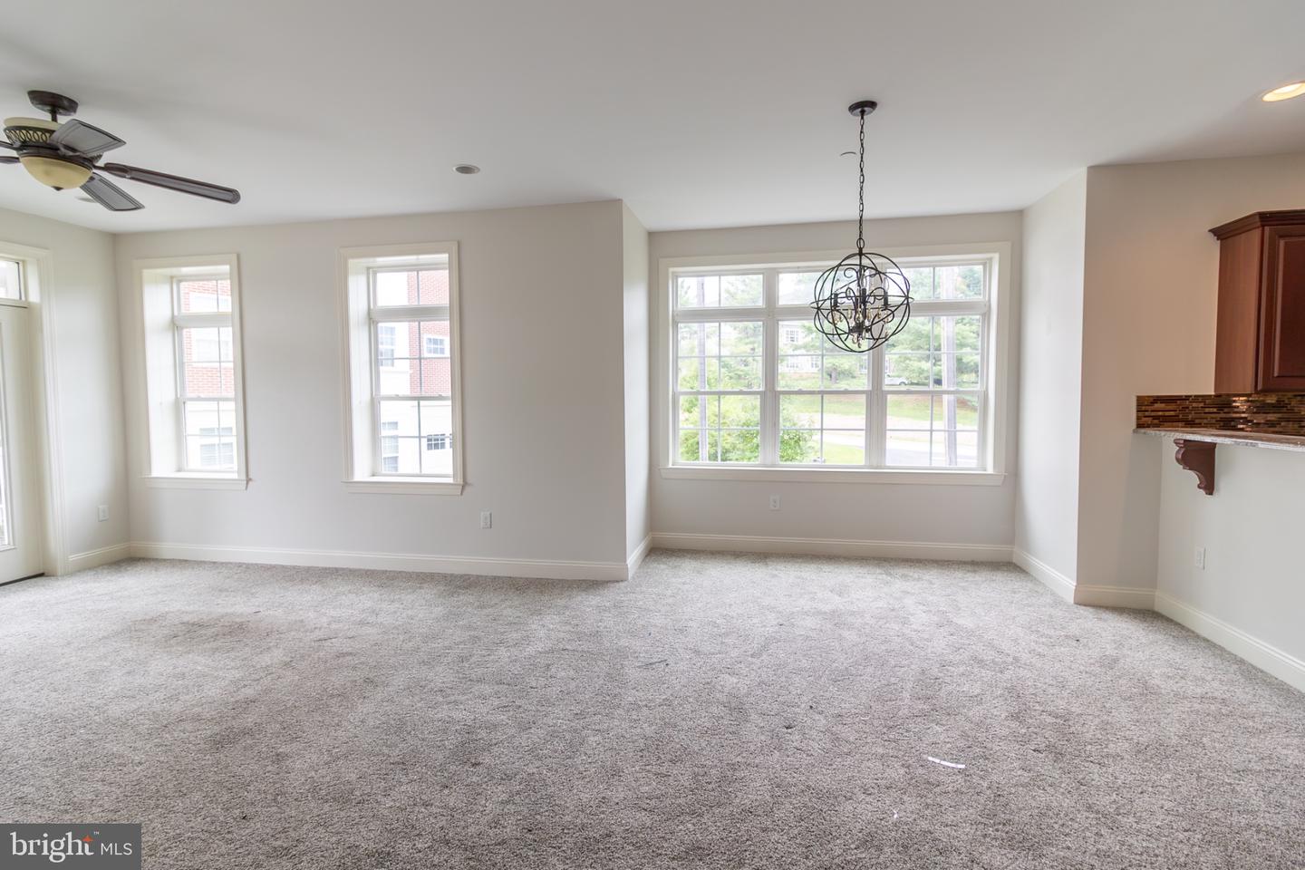 124 Gilpin Dr #a-205 Property Photo 10