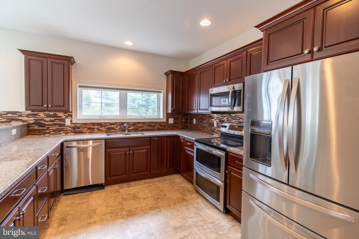 124 Gilpin Dr #a-205 Property Photo 12