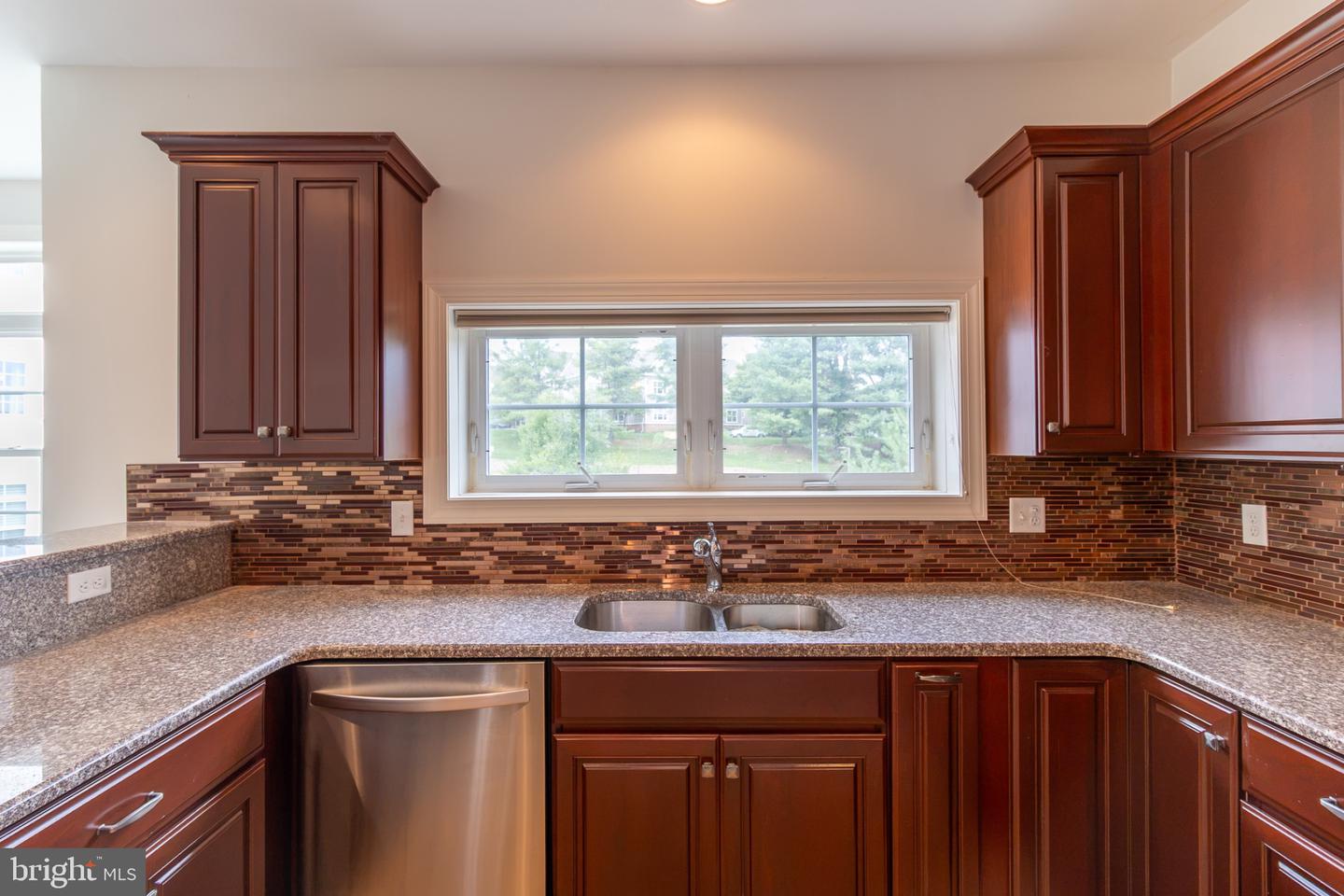124 Gilpin Dr #a-205 Property Photo 15
