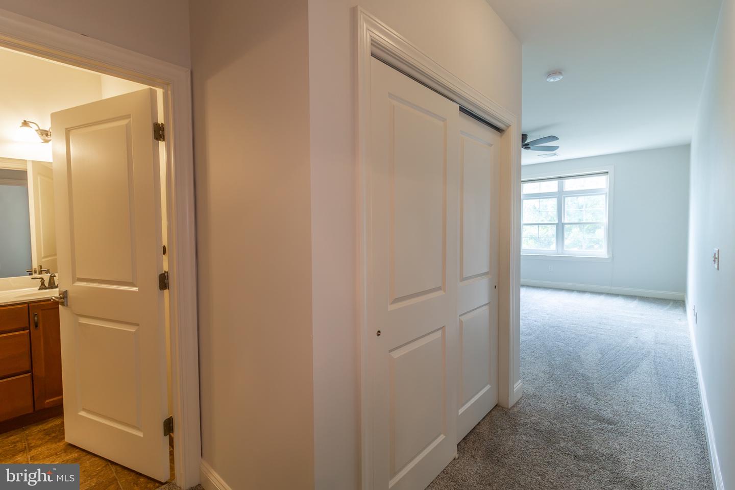 124 Gilpin Dr #a-205 Property Photo 27