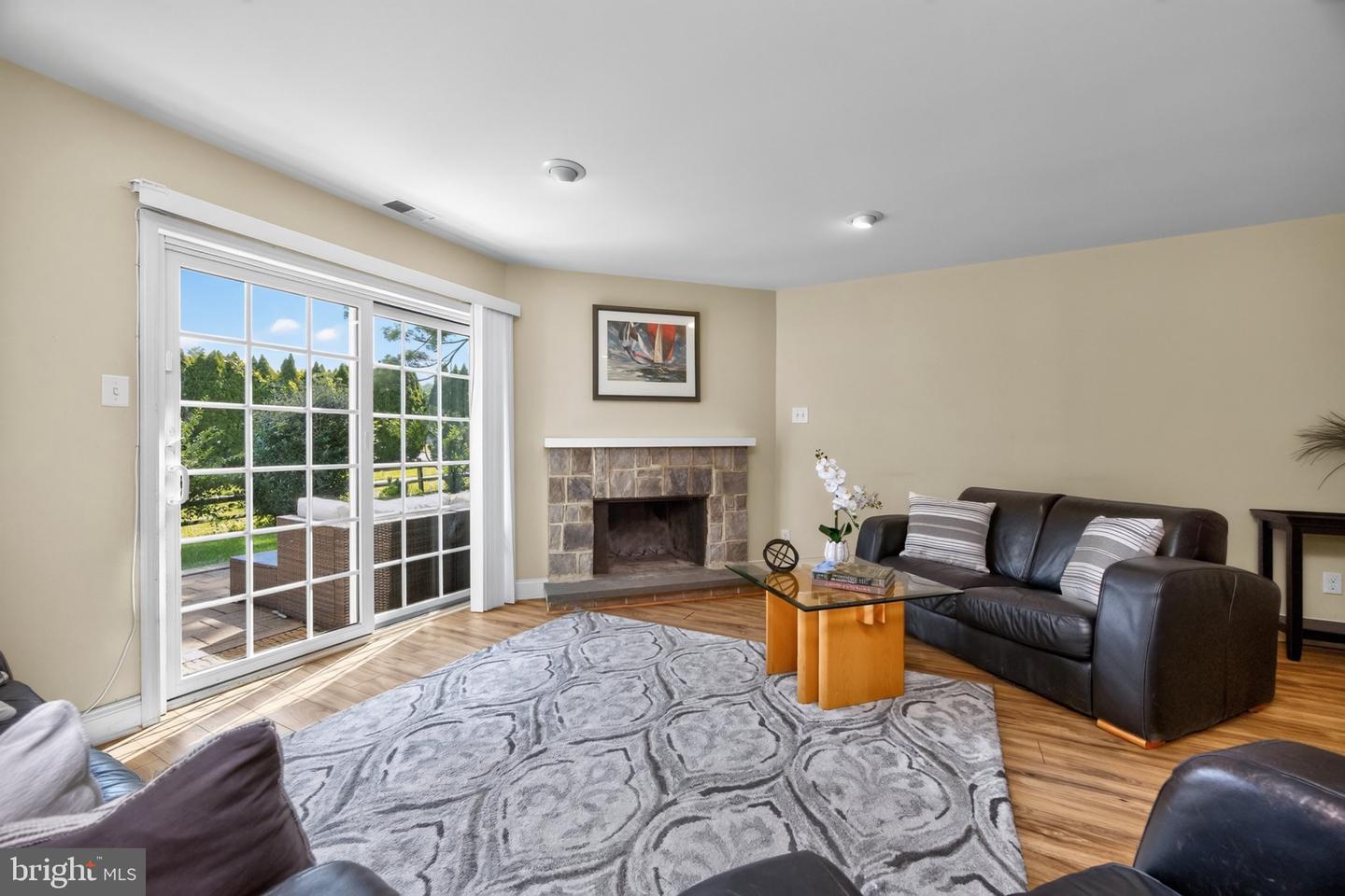 429 Carmarthen Ct Property Photo 19
