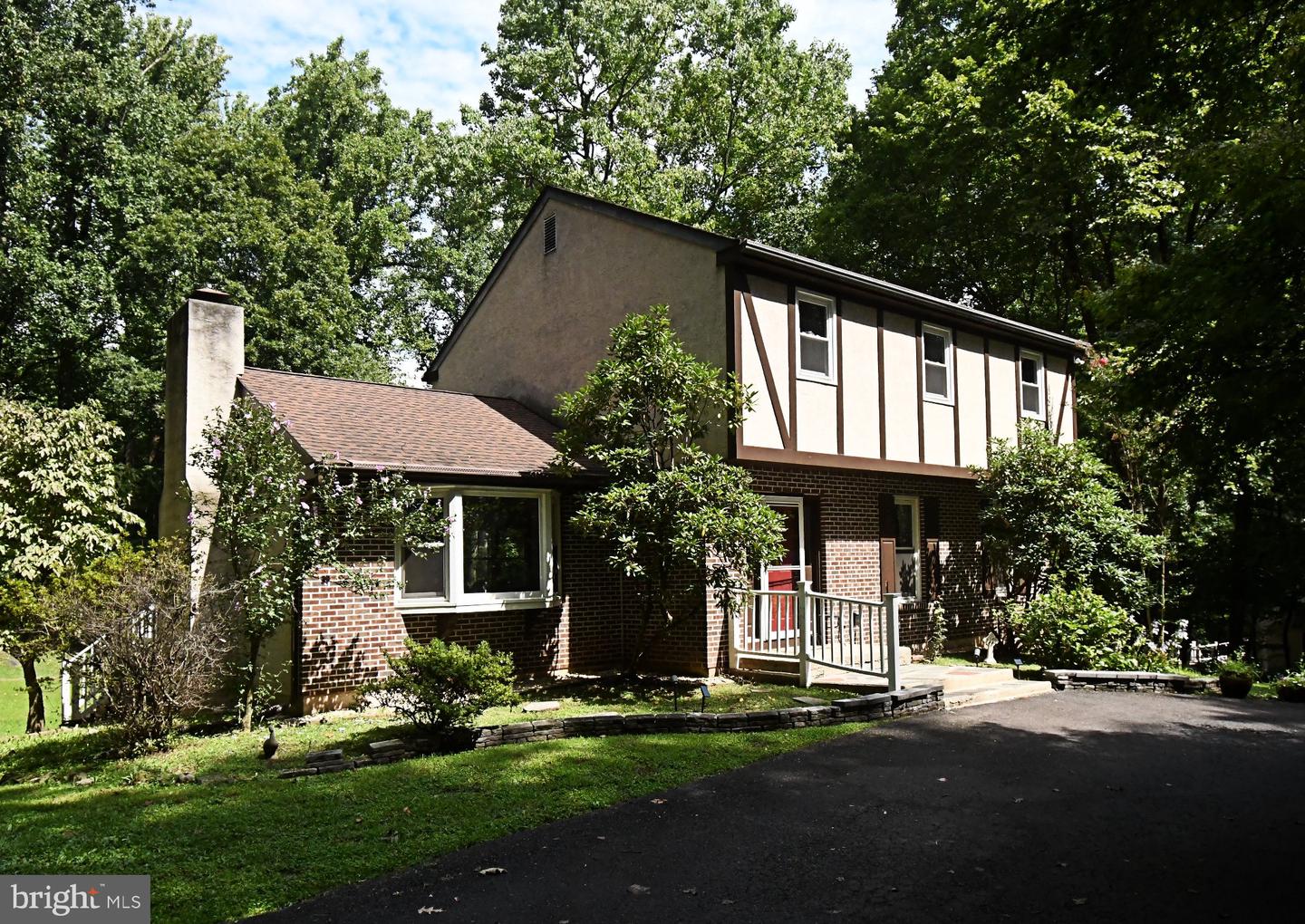 1464 CORNERSTONE DR