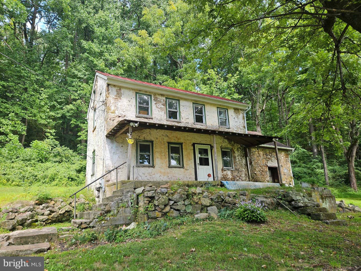107 Bethesda Property Photo 8