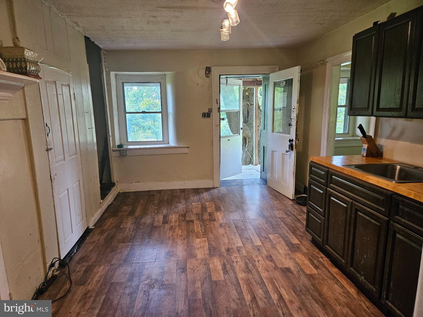 107 Bethesda Property Photo 15