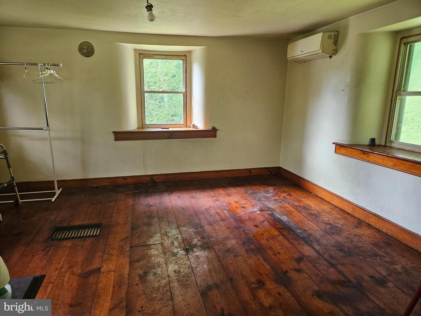 107 Bethesda Property Photo 25