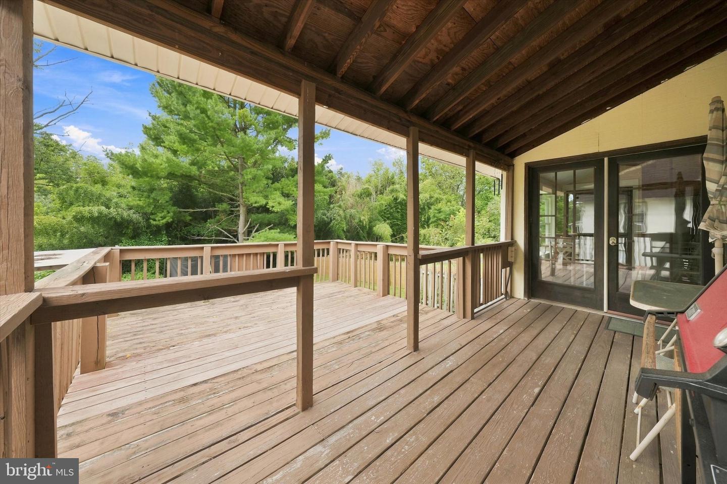 216 N Mill Rd Property Photo 26