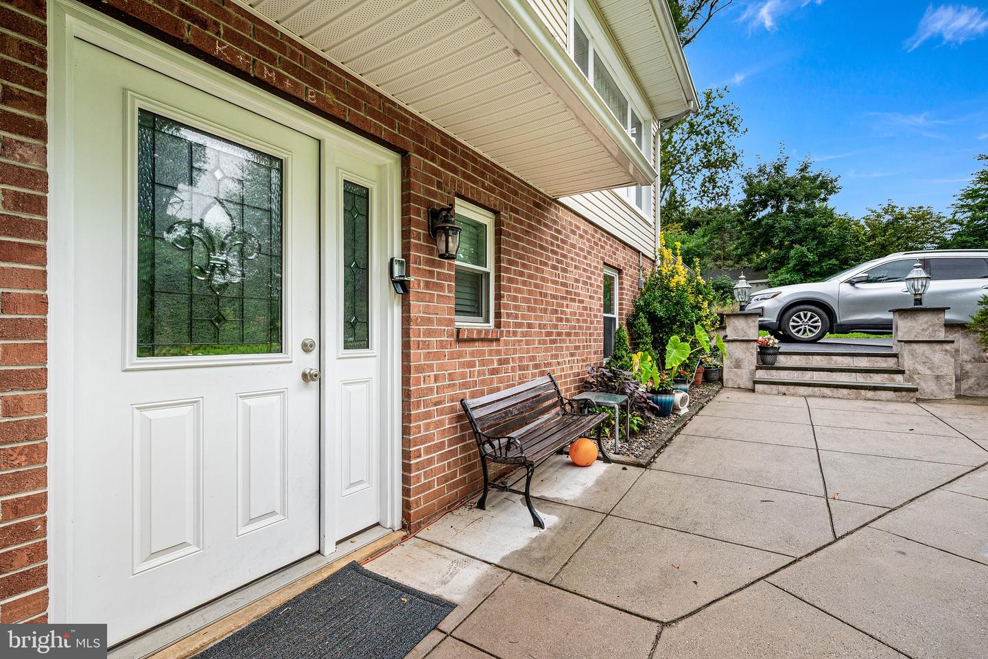159 Planebrook Rd Property Photo 4