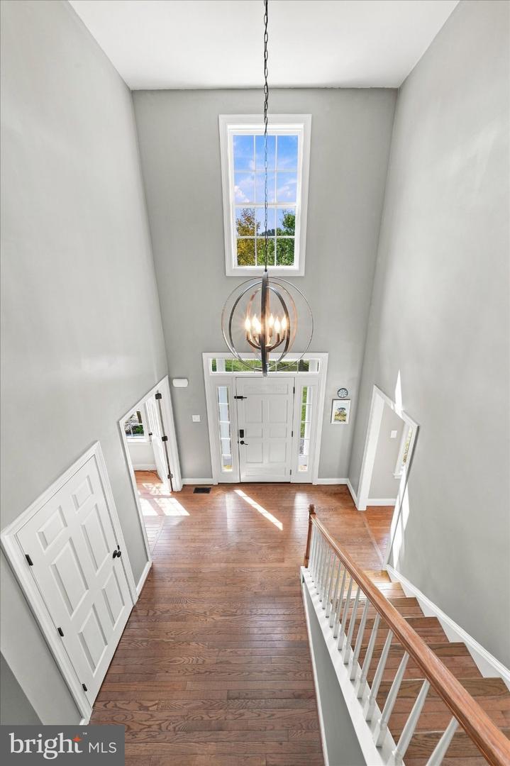 100 Jefferson Blvd Property Photo 4