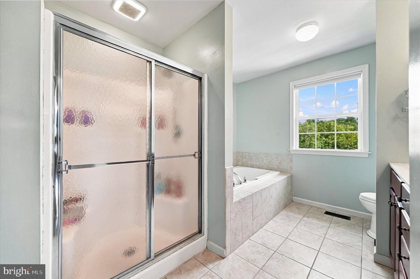 100 Jefferson Blvd Property Photo 20