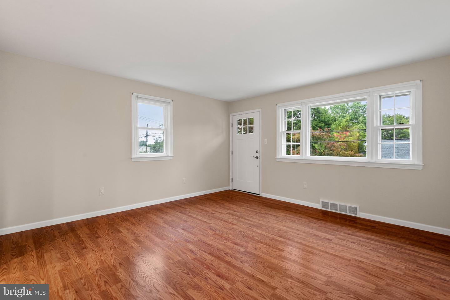 46 Village Way Property Photo 4