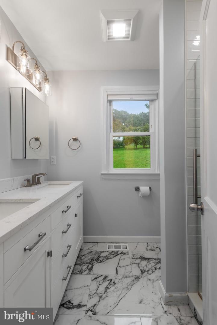 46 Village Way Property Photo 17