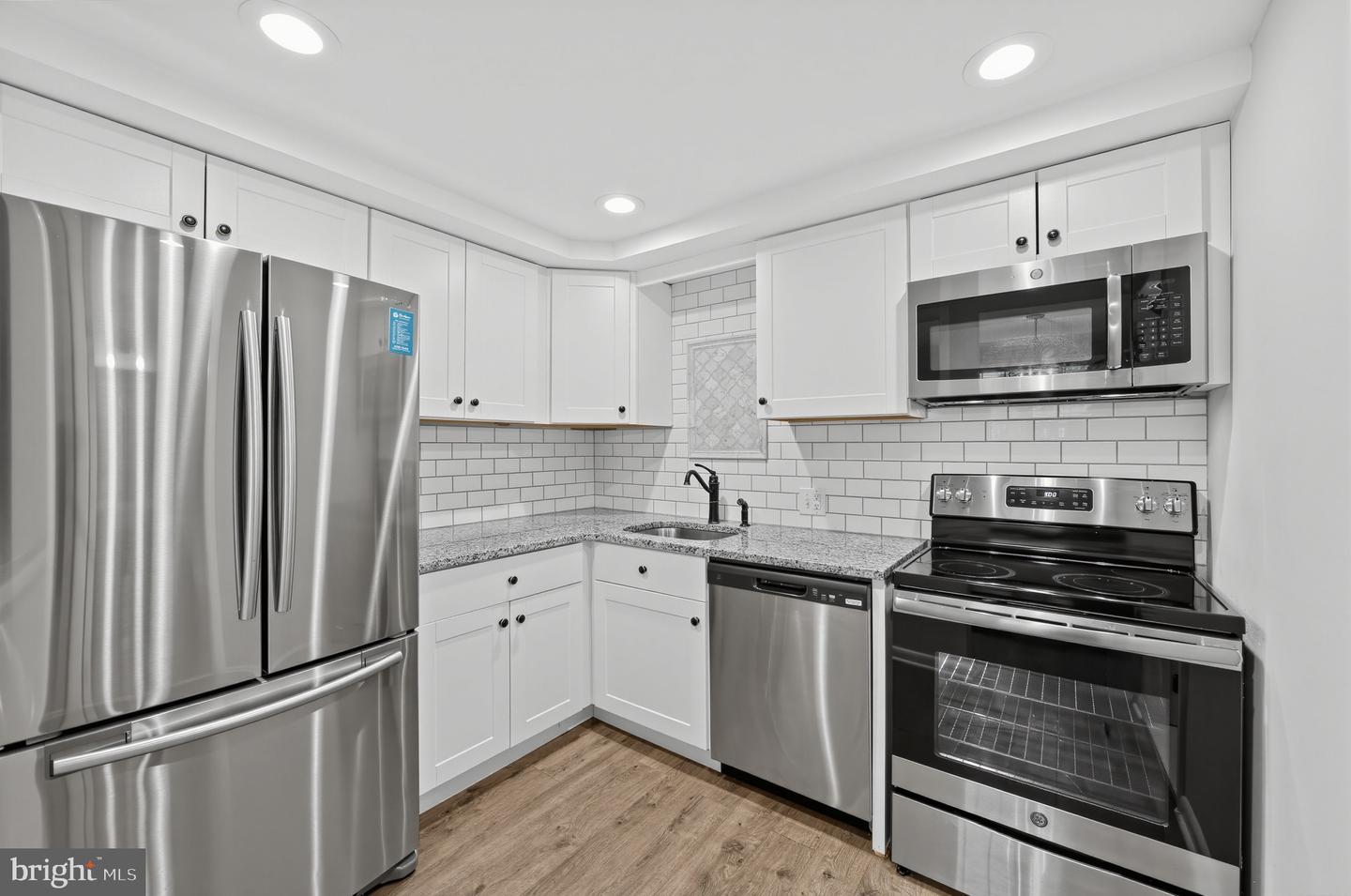 207 Walnut Hill Rd #b #2 Property Photo 9