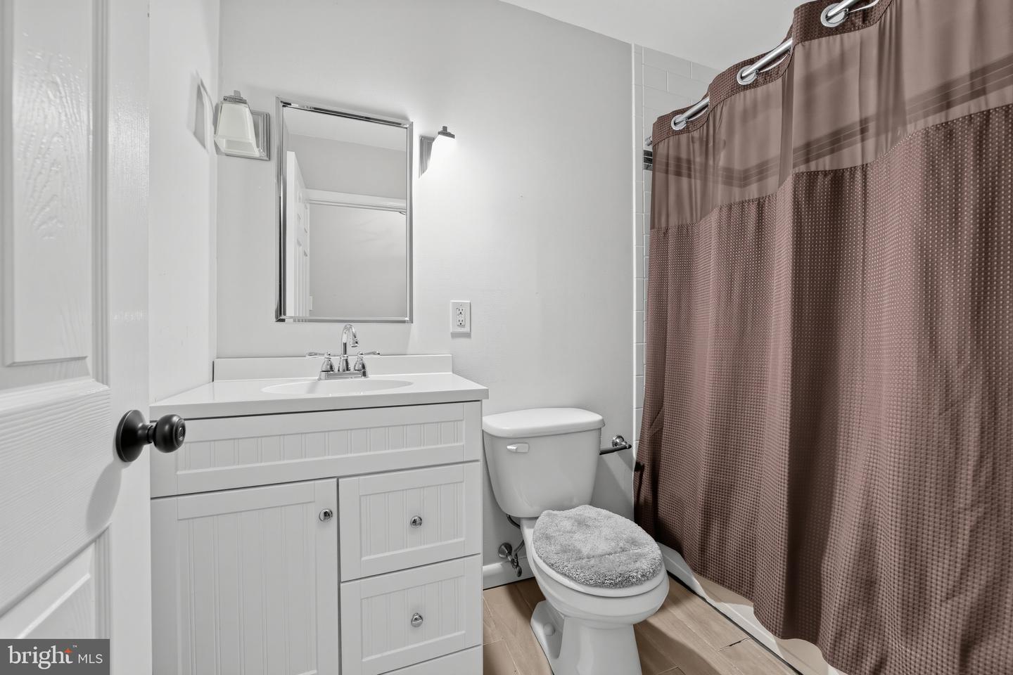 207 Walnut Hill Rd #b #2 Property Photo 16
