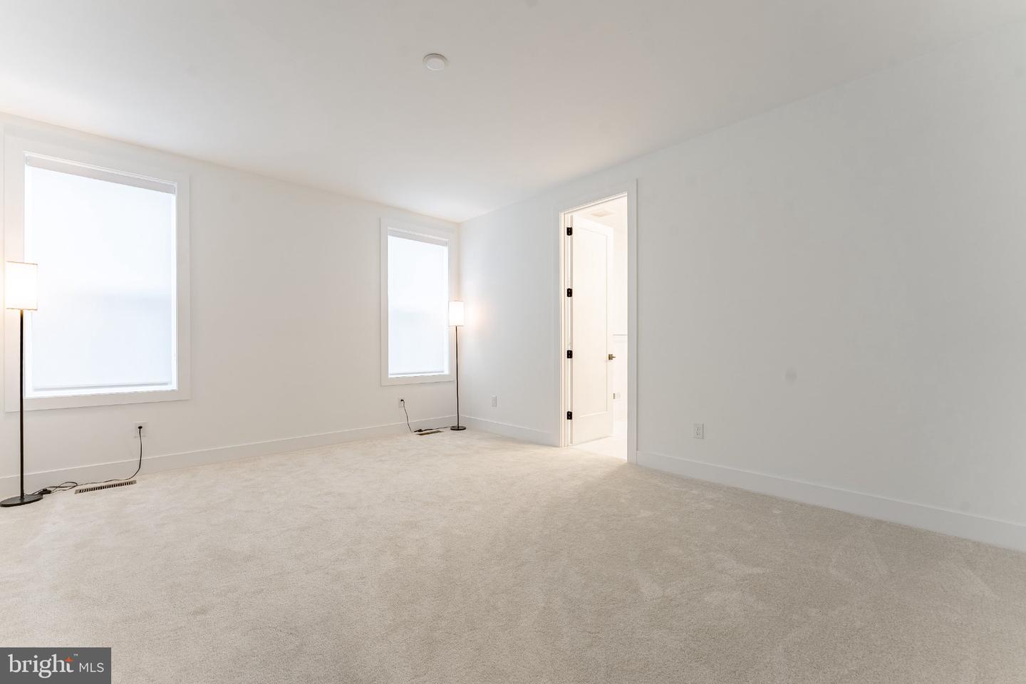 544 Anfield Rd Property Photo 19