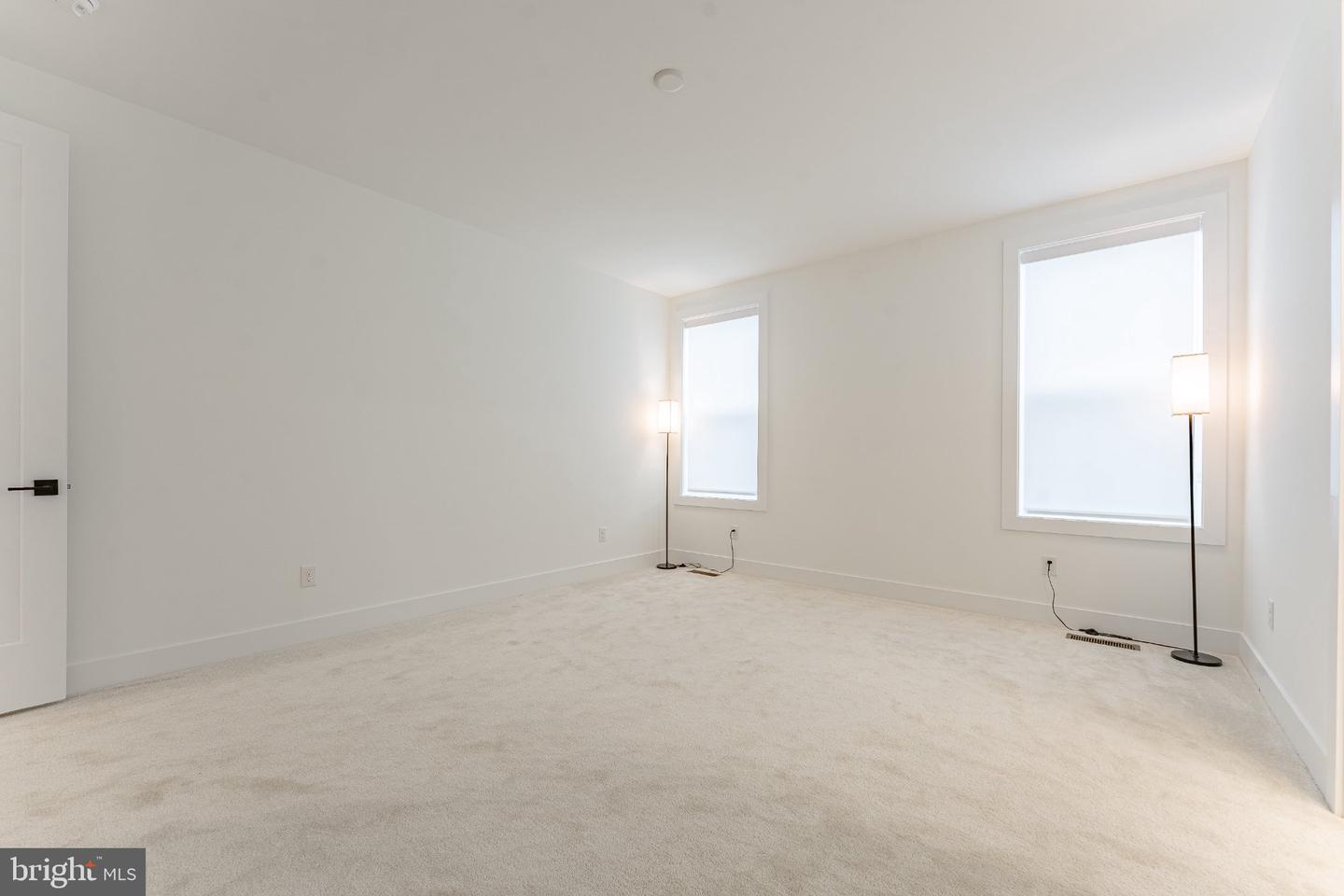 544 Anfield Rd Property Photo 20
