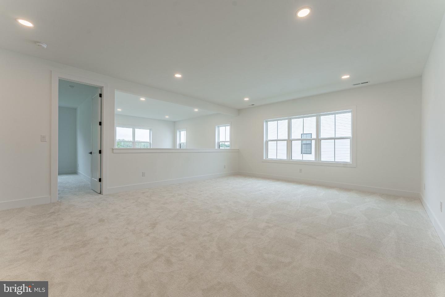 544 Anfield Rd Property Photo 30